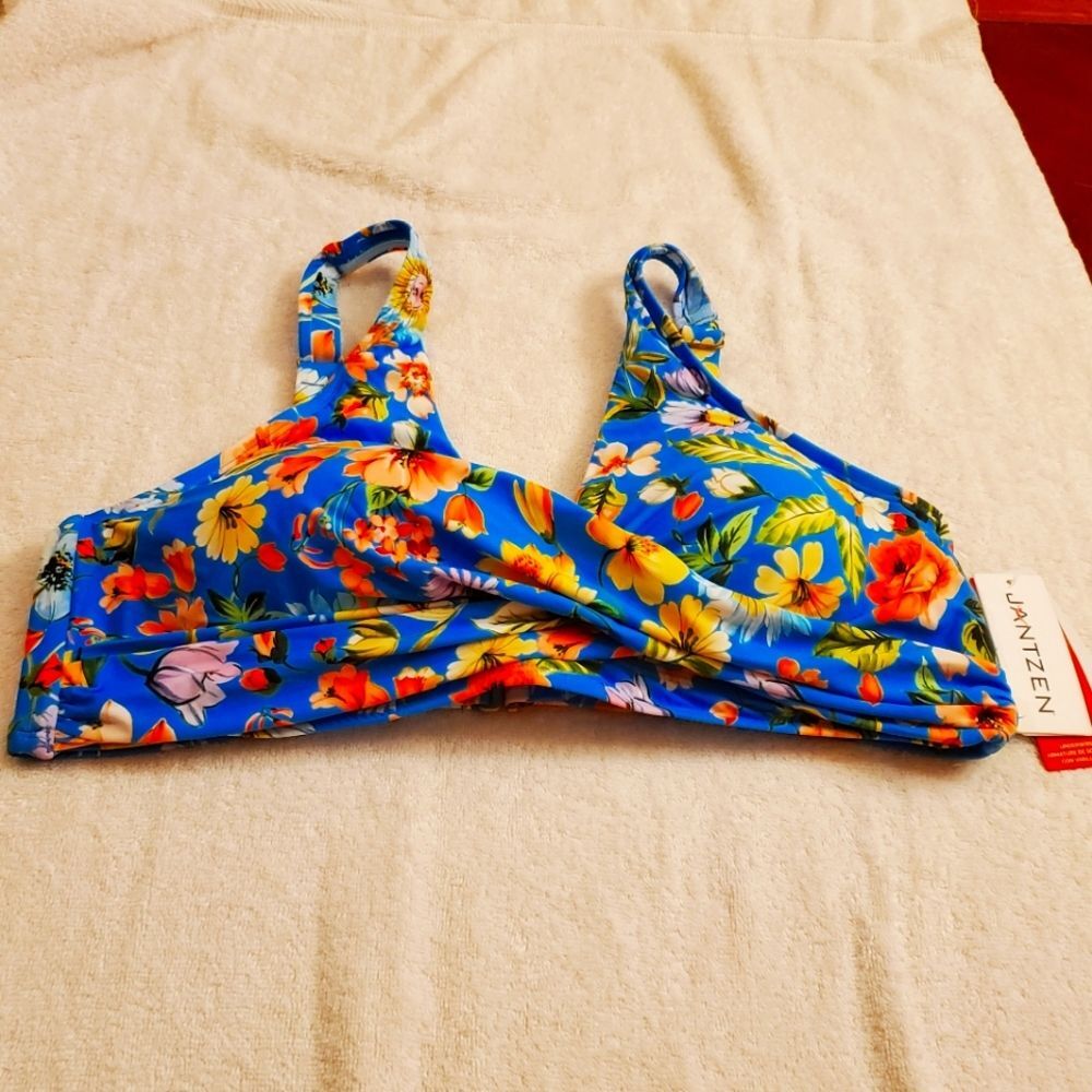 Jantzen Swimming Bra Size 14